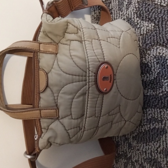 Fossil Key-per Tan Beige Qiulted Floral Nylon Crossbody Womens - Picture 2 of 11
